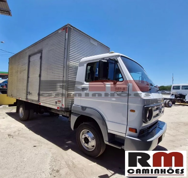 Volkswagen 8.150 E Delivey Plus 2011